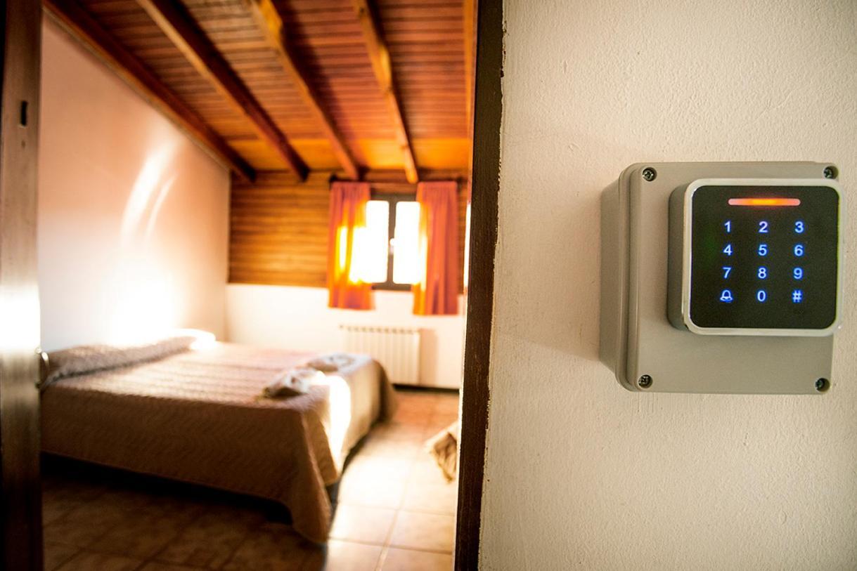 Cucu Haus Hostel La Cumbrecita Bagian luar foto