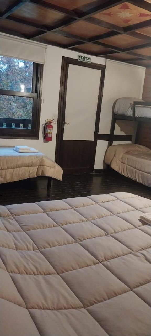 Cucu Haus Hostel La Cumbrecita Bagian luar foto